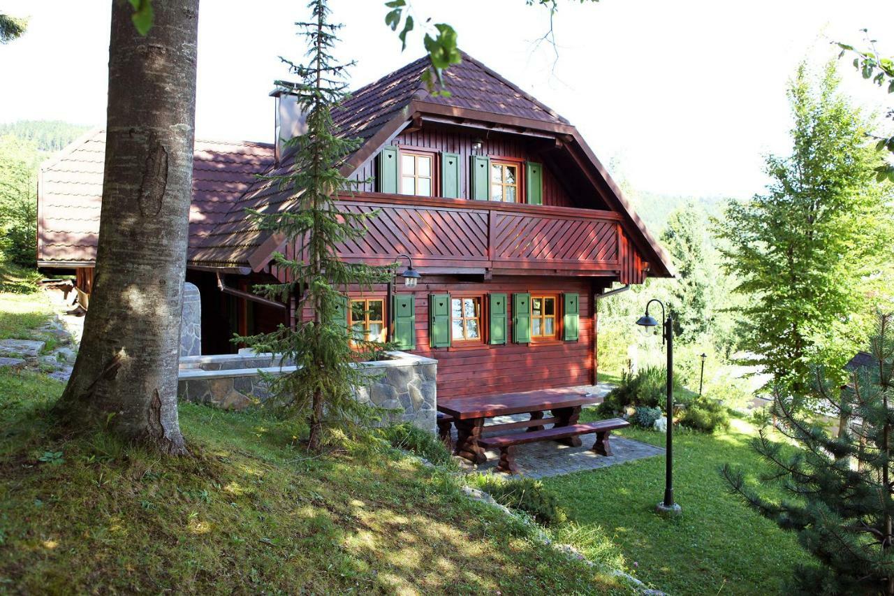 Natural Wooden Sweetheart Padeski Vrh Exterior photo