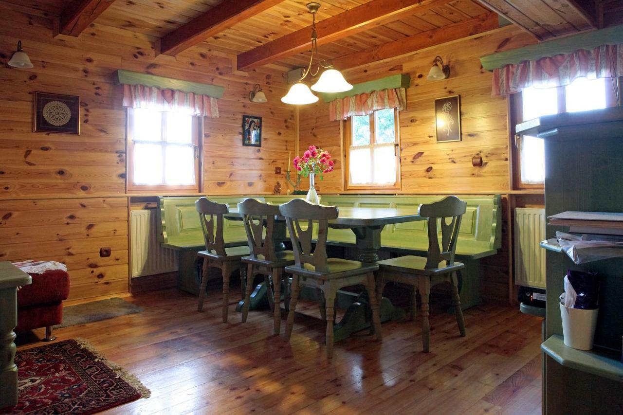 Natural Wooden Sweetheart Padeski Vrh Exterior photo