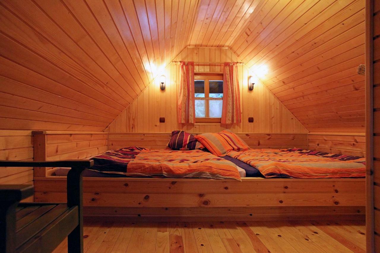 Natural Wooden Sweetheart Padeski Vrh Exterior photo