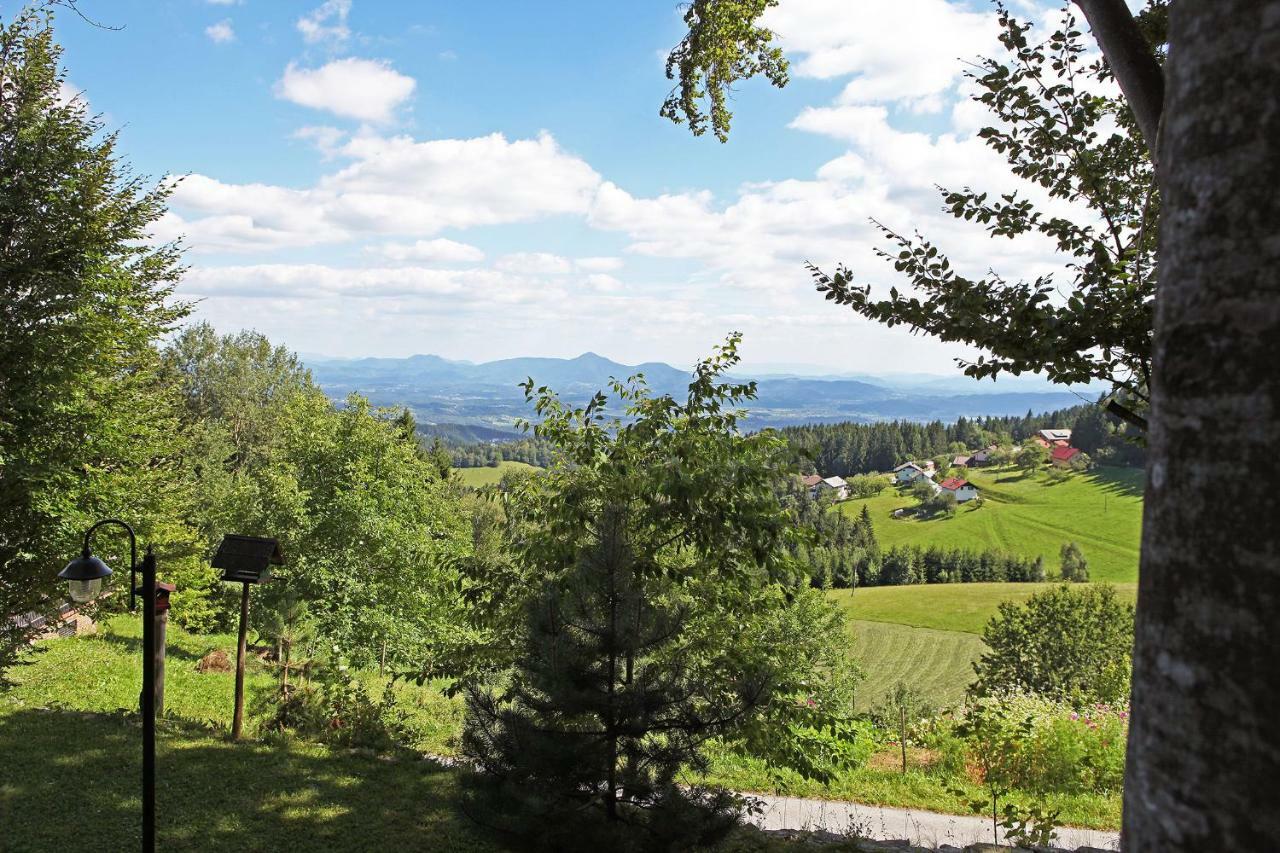Natural Wooden Sweetheart Padeski Vrh Exterior photo