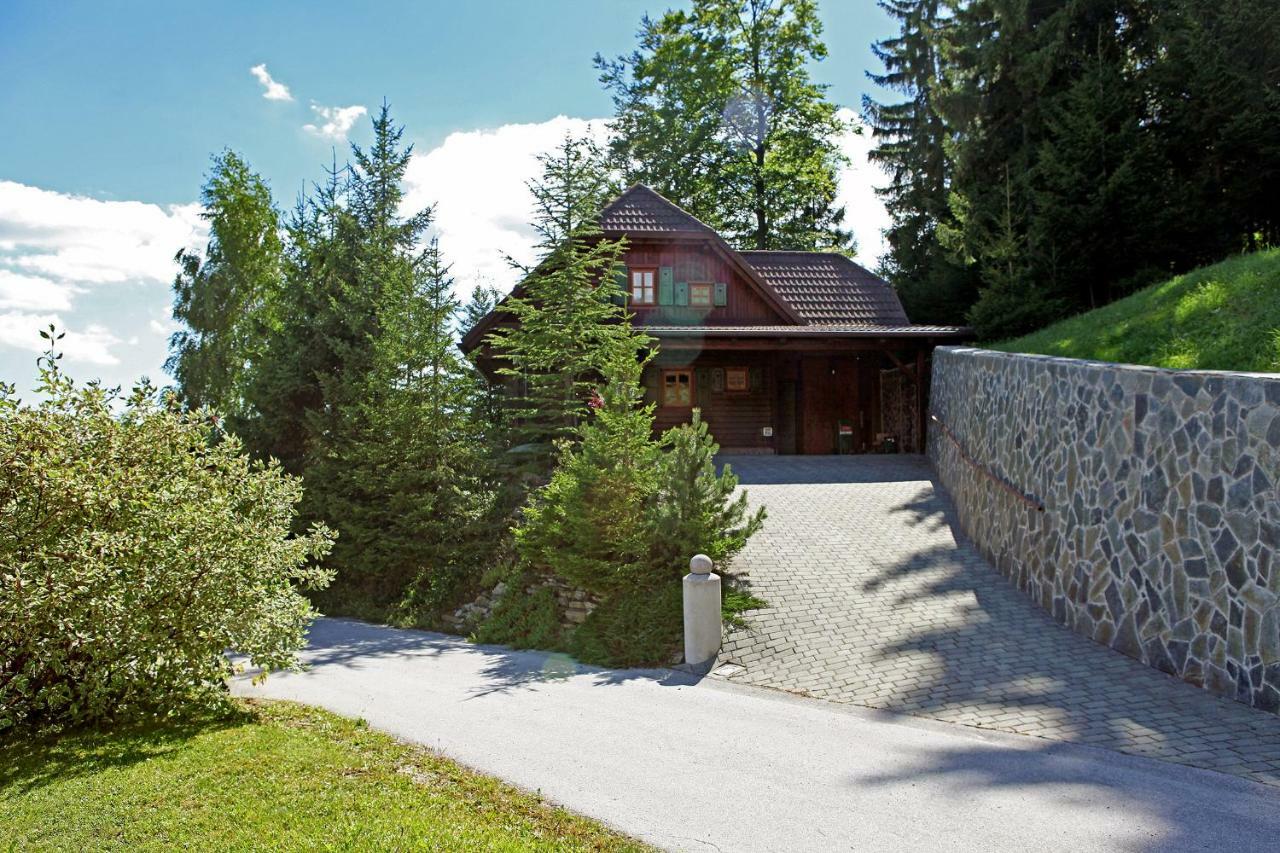 Natural Wooden Sweetheart Padeski Vrh Exterior photo